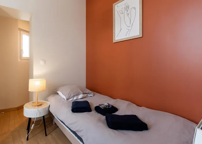 Le Jardin Secret - 9 Min Sanctuaires - Renove & Equipe - Calme Sur Cour - 4 Couchages * לורדה